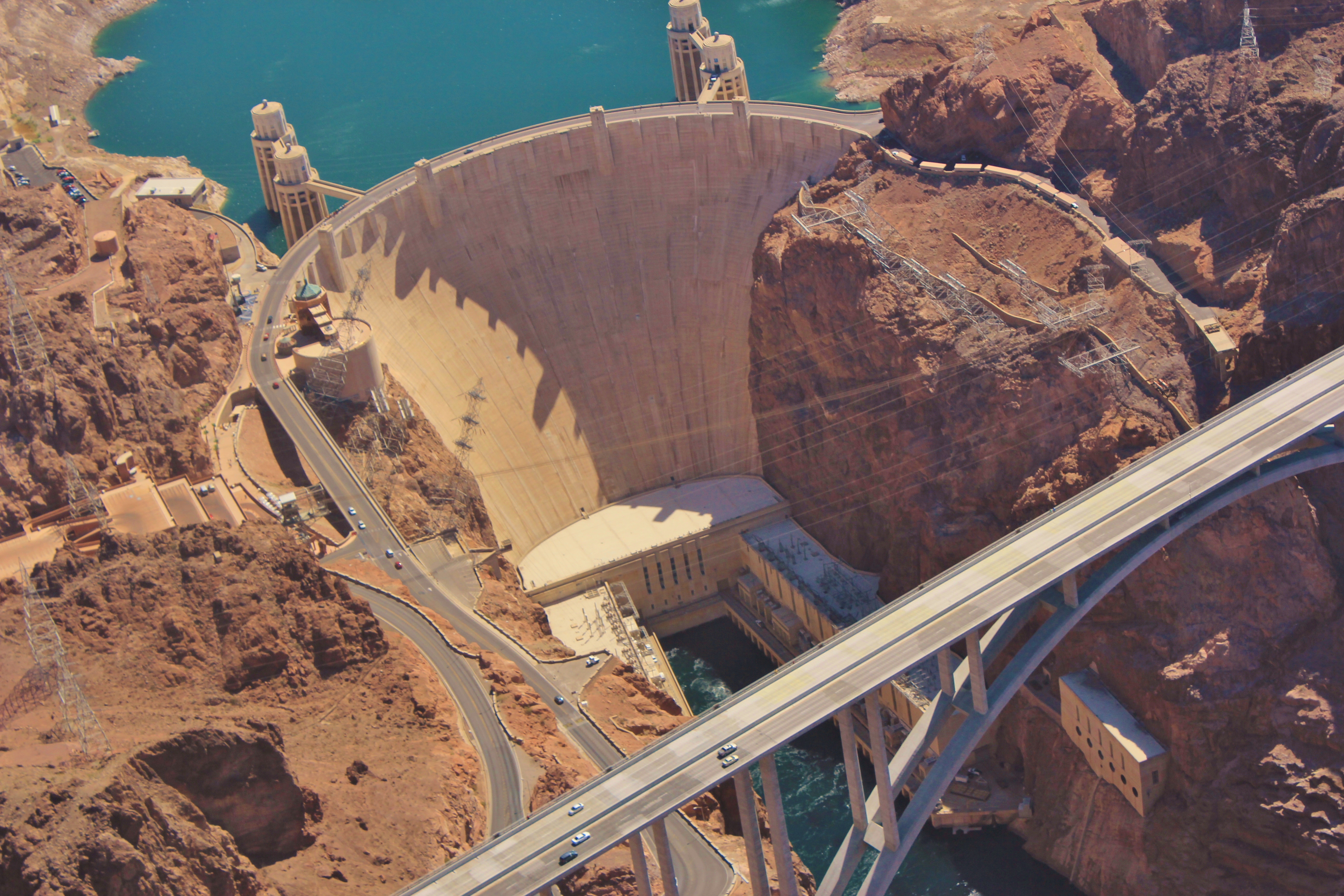 Liguori v. Hansen: a Hoover dam artist climbs to victory in the latest copyright infringement suit